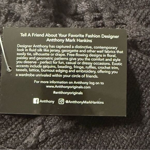 New With Tags Anthony Originals Black Knit Shawl / Poncho with Fringe Size Missy - Picture 8 of 9